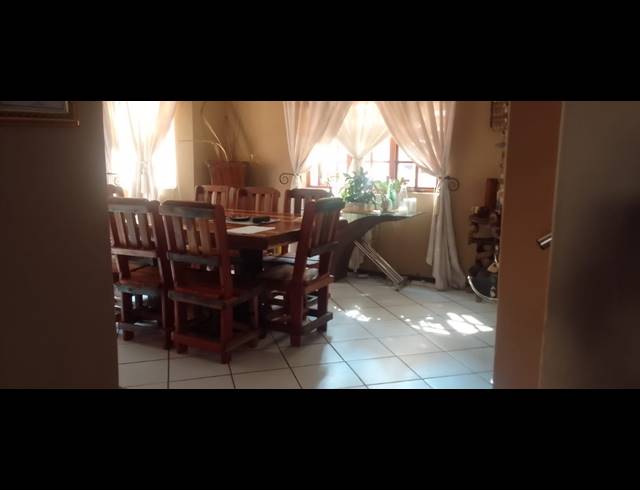3 BEDROOM SECTIONAL TITLE FOR SALE IN CASHAN